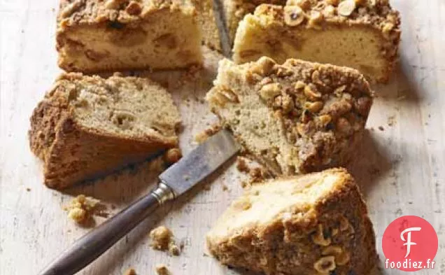 Gâteau aux pommes caramélisées avec garniture streusel