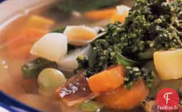 Soupe de Légumes au Basilic et Sauce à l'Ail