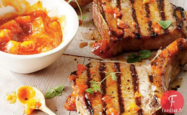 Côtelettes de Porc à la Cassonade et Sauce Barbecue à la Pêche