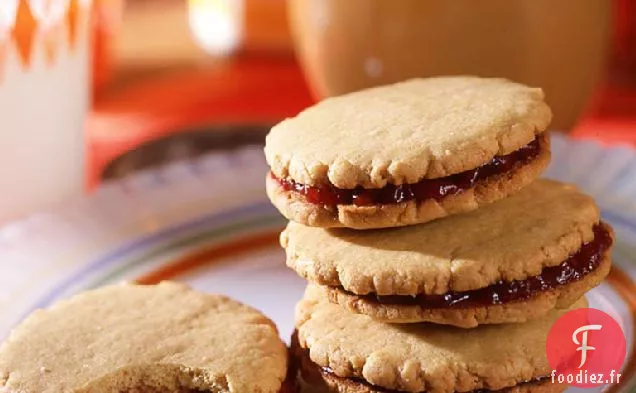 Biscuits Sandwich au Beurre d'Arachide et à la Gelée