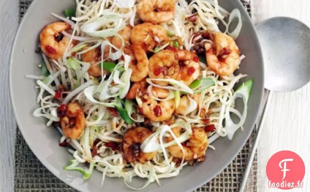 Crevettes au piment à l'ail et nouilles au sésame