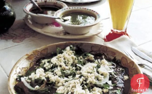 Tortillas à la Sauce aux Haricots Noirs