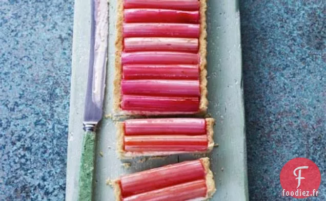 Tarte à la rhubarbe française