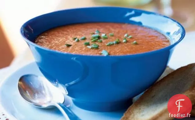 Soupe De Poivrons Rouges Rôtis