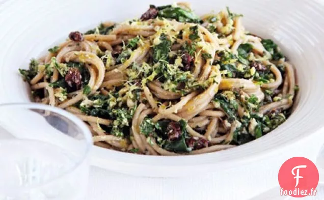 Spaghetti aux épinards et au pesto de noix