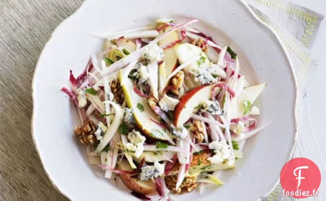 Salade de poire, chicorée et fromage bleu