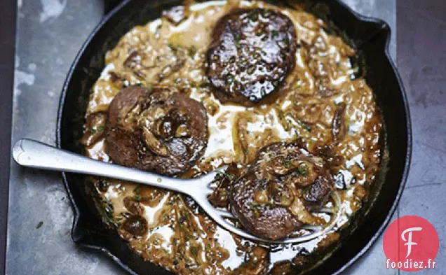 Steaks de chevreuil à la sauce aux champignons sauvages