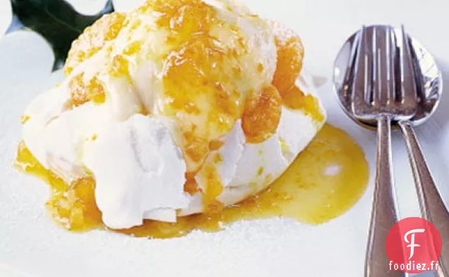 Glace à la mandarine et meringues à la guimauve