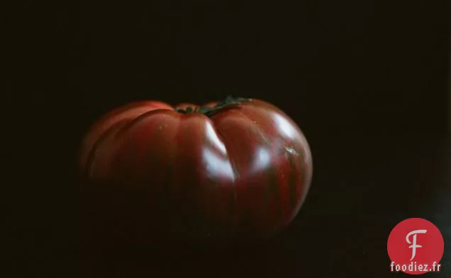 Tomates Et Avocat Avec Vinaigrette Au Fromage Bleu