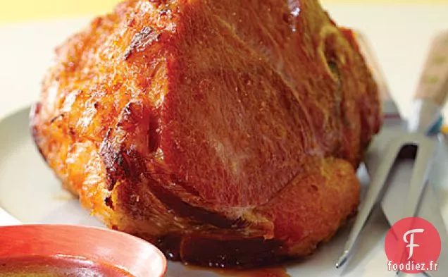 Jambon Cuit au Four avec Glaçage Collant au Citron et aux épices Meyer
