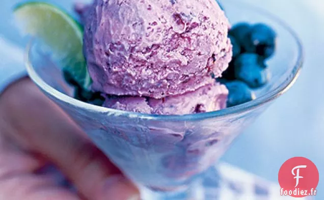 Glace aux myrtilles, noix de coco et citron vert