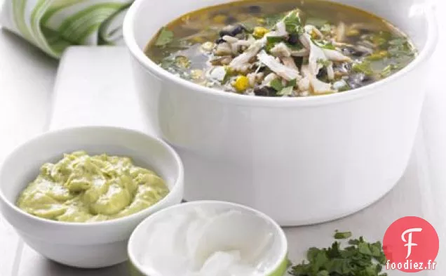 Soupe de poulet mexicain et riz sauvage
