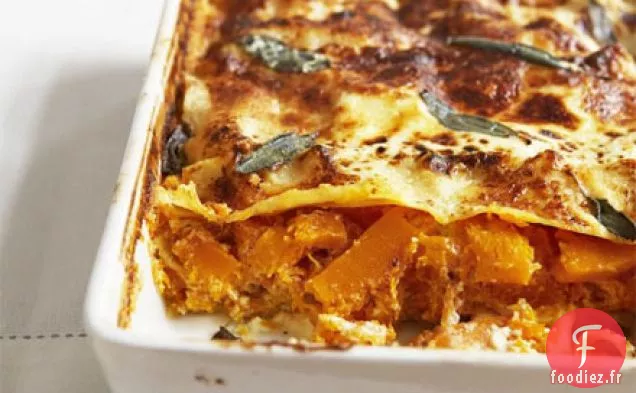 Cuisson des pâtes à la courge, à la ricotta et à la sauge