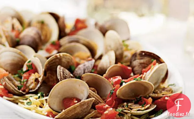 Palourdes et Tomates Cuites à la vapeur avec Pâtes aux Cheveux d'Ange