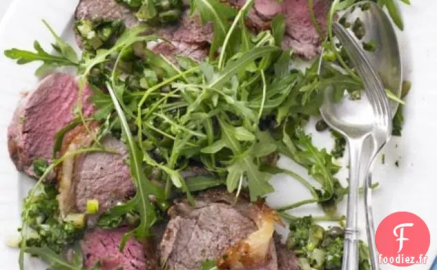 Surlonge de bœuf rôtie à la salsa verde