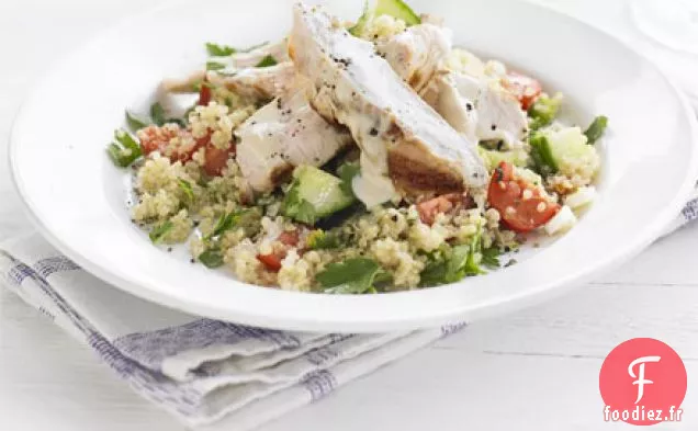 Dinde grillée avec taboulé au quinoa et vinaigrette au tahini