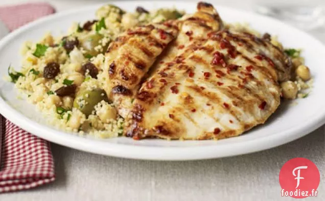 Poulet au citron et couscous aux olives fruitées