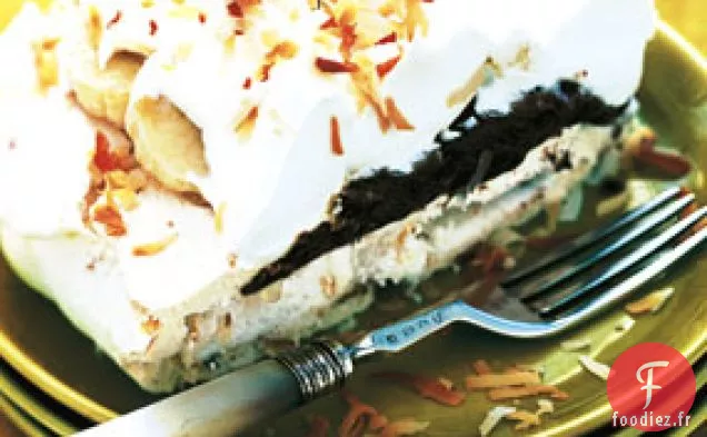 Pavlova à la Noix de Coco Avec Mousse au Chocolat et Bananes