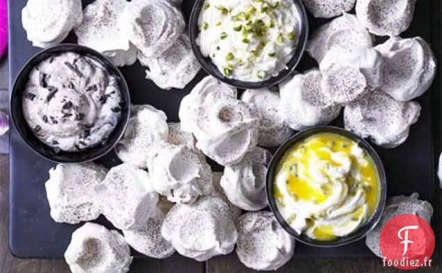 Nids de meringue à la cardamome