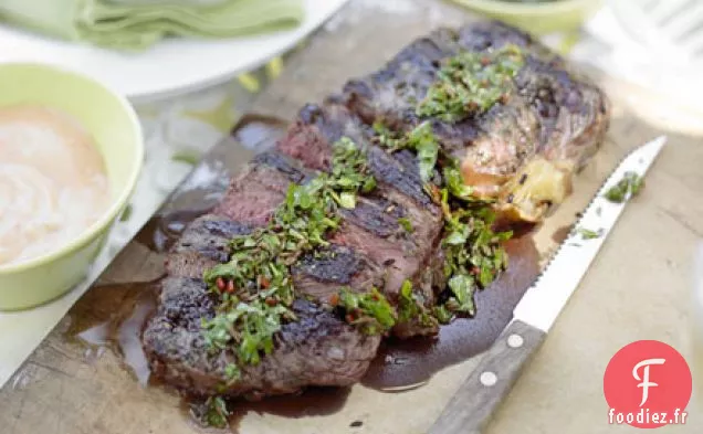 Steak poêlé avec vinaigrette chimichurri