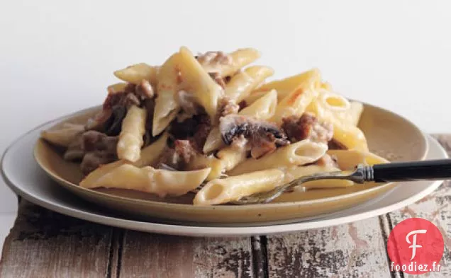 Gratin de Penne aux Saucisses et Champignons