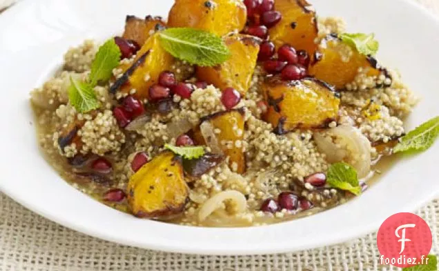 Ragoût de quinoa à la courge, pruneaux et grenade
