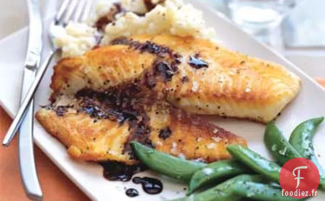 Tilapia avec Sauce au Beurre Balsamique, Purée de Pommes de Terre au Thym et Petits Pois Sucrés