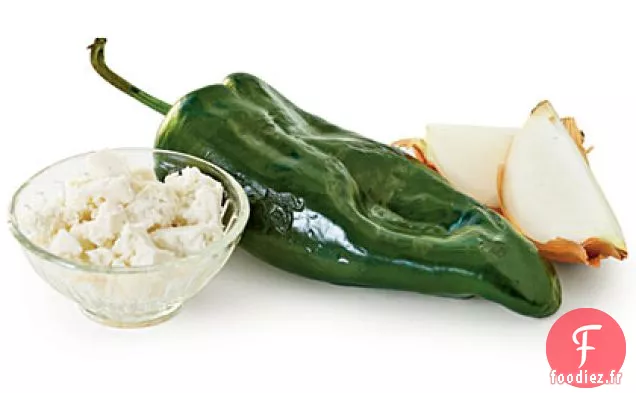 Cuisses de Poulet Croustillantes aux Poblanos et Oignons