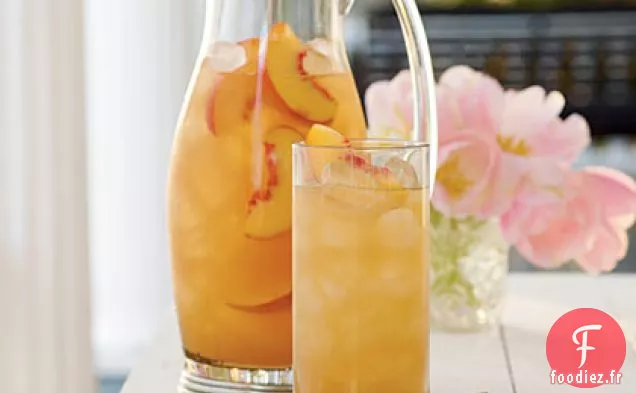 Punch au Thé à la Pêche d'Été du Manoir du Gouverneur