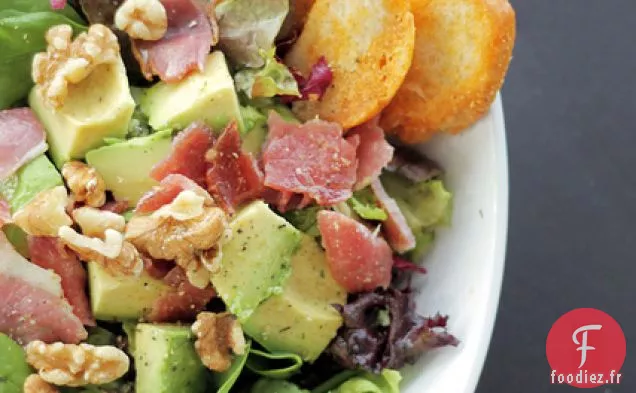 Bacon Fumé, Avocat Et Feuilles Mélangées