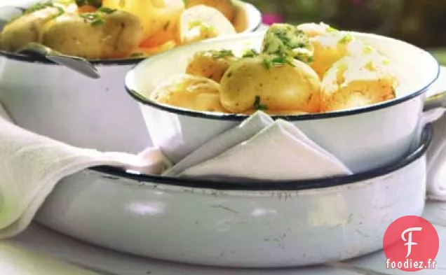 Pommes de terre nouvelles au citron et beurre de ciboulette