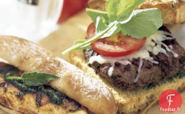 Sandwichs au Poulet Grillé au Pesto de Sauge et aux Pommes