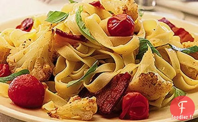 Pâtes au chou-fleur rôti, bacon et piment