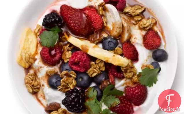 Bol de Petit Déjeuner au Yogourt