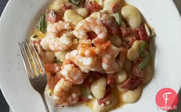 Haricots au beurre crémeux avec crevettes frites rapides