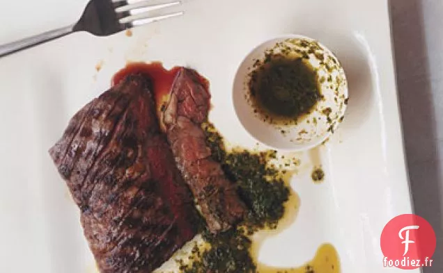 Steaks de Jupe Grillés à la Sauce à l'Origan au Persil