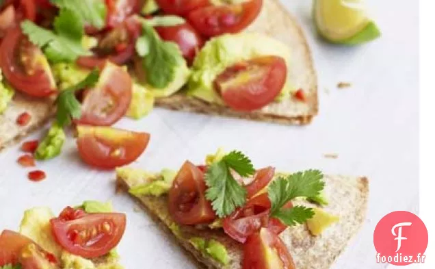 Tortillas croustillantes au fromage et au guacamole