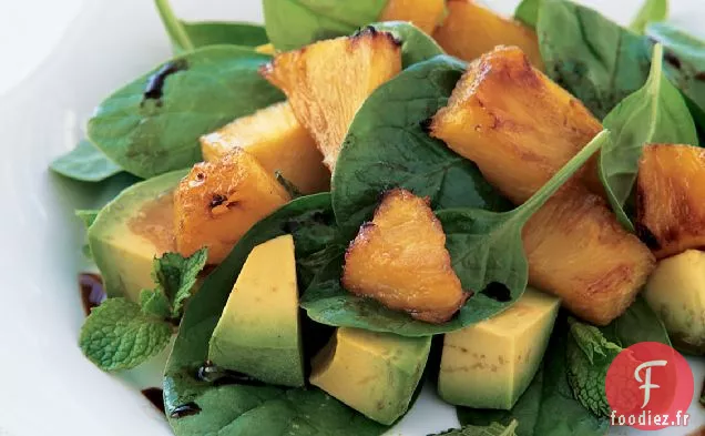 Salade d'Ananas Rôti et d'Avocat