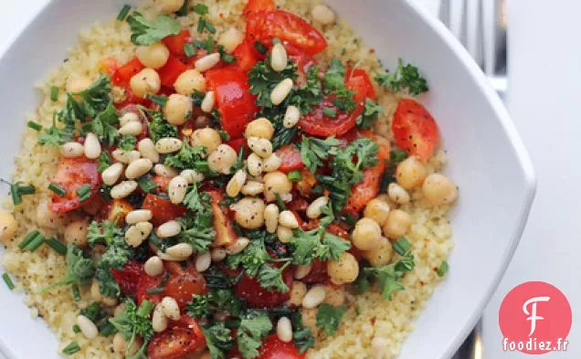Couscous Au Poivron Rouge, Pois Chiches Et Tomates Cerises