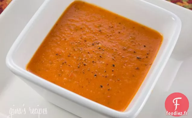 Soupe De Poivrons Rouges Rôtis