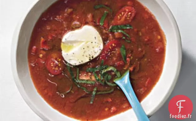 Soupe D'Été Aux Tomates Et Aux Poivrons