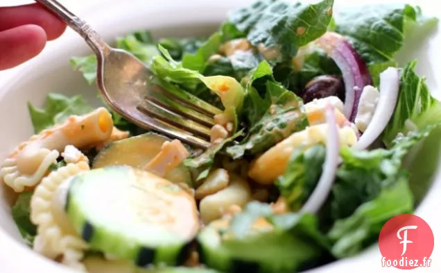 La Salade Méditerranéenne Parfaite Au Poivron Rouge Rôti Crémeux