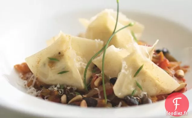 Raviolis Au Fromage De Chèvre Avec Poivrons Et Beurre Brun