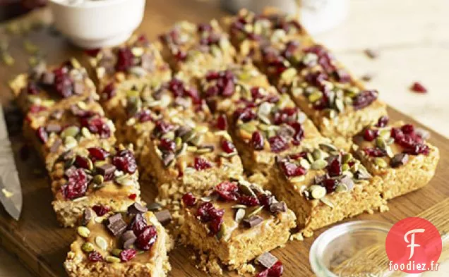 Flapjacks aux canneberges, graines de citrouille et caramel