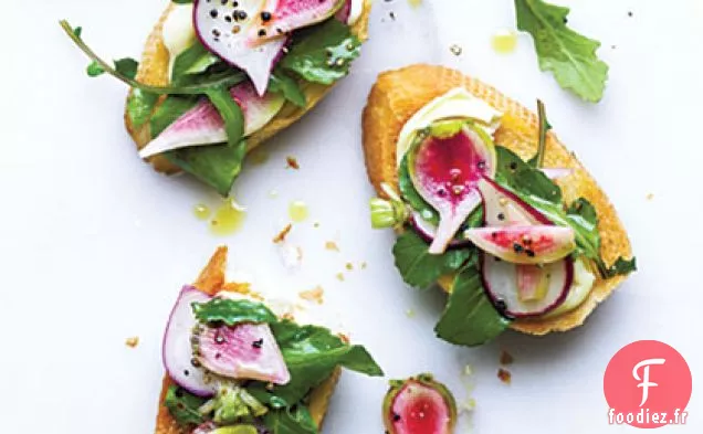 Crostini de Radis et Roquette au Brie