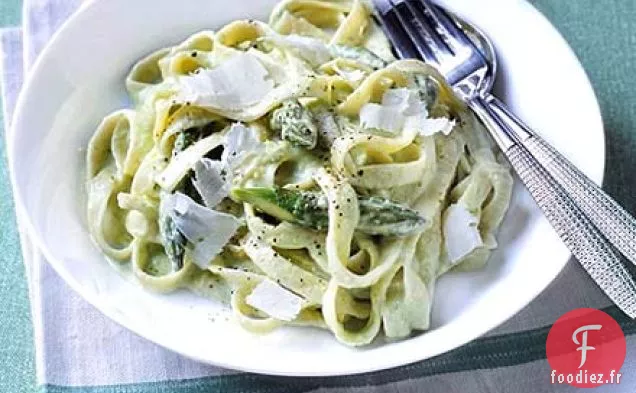 Pâtes à la crème d'asperges