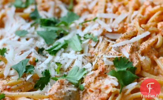 Alfredo au Poivron Rouge Rôti et au Fromage de Chèvre
