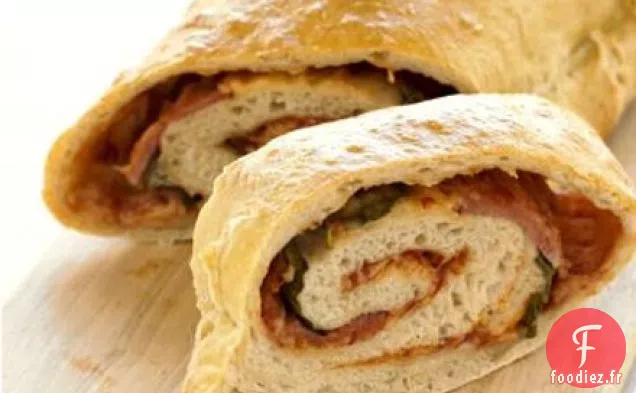 Stromboli au jambon et à la tomate