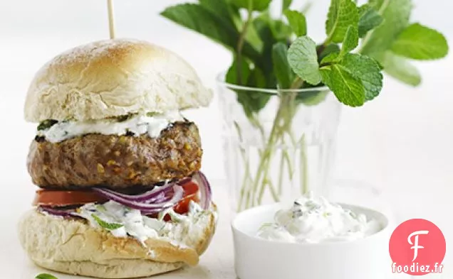 Hamburgers d'agneau au tzatziki