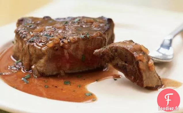 Steaks de Filet de Bœuf au Vin Rouge - Sauce à l'Estragon
